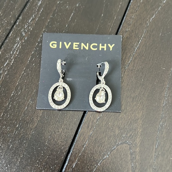 Givenchy Earrings - Picture 4 of 6